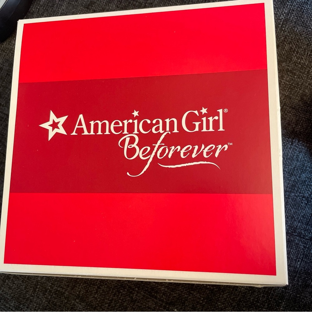 American Girl BeForever Julie Dog Walking Set. New in box. Contains 3 Dogs. - Picture 13 of 15